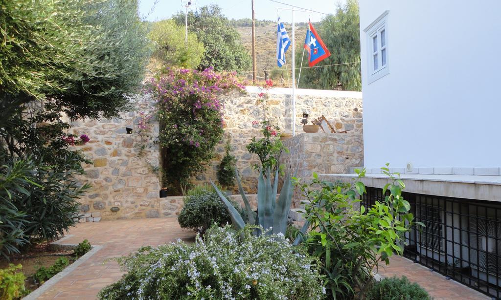 Villa House Aquata Hydra  Esterno foto